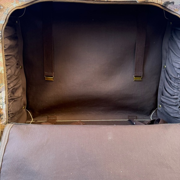 Vintage French Luggage Countryside with Unicorns Tapestry Travel Bag with cover - Picture 3 of 15